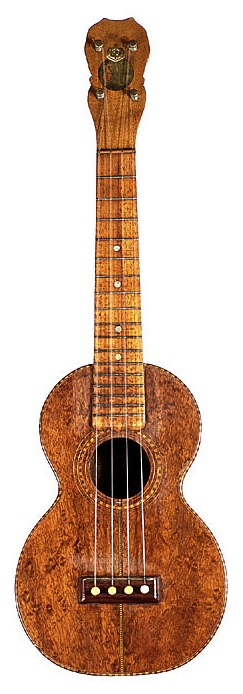 Leonardo Nunes ukulele